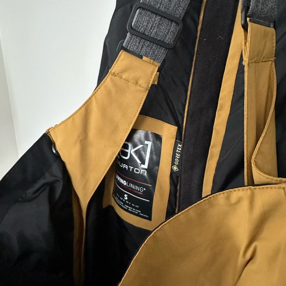 Burton AK Gore-Tex 2L Kimmy Bib Snowpants Woodthrush - Picture 15 of 15